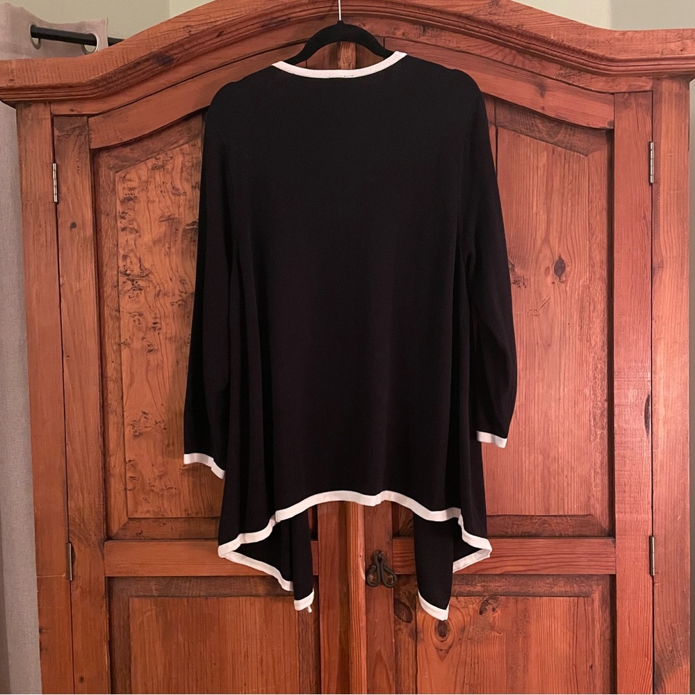 Torrid contrast trim long open front cardigan - Picture 2 of 3